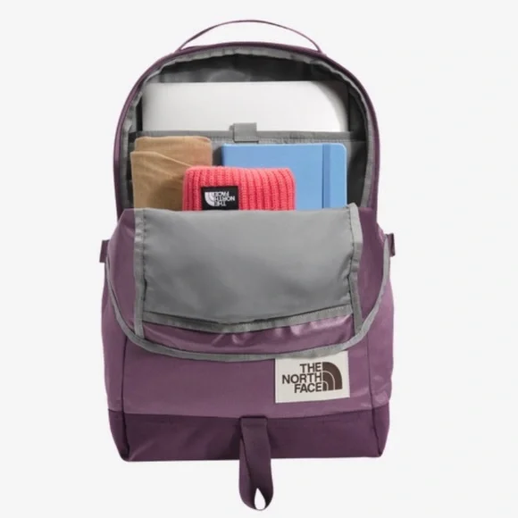 The North Face Daypack - Picture 3 of 9